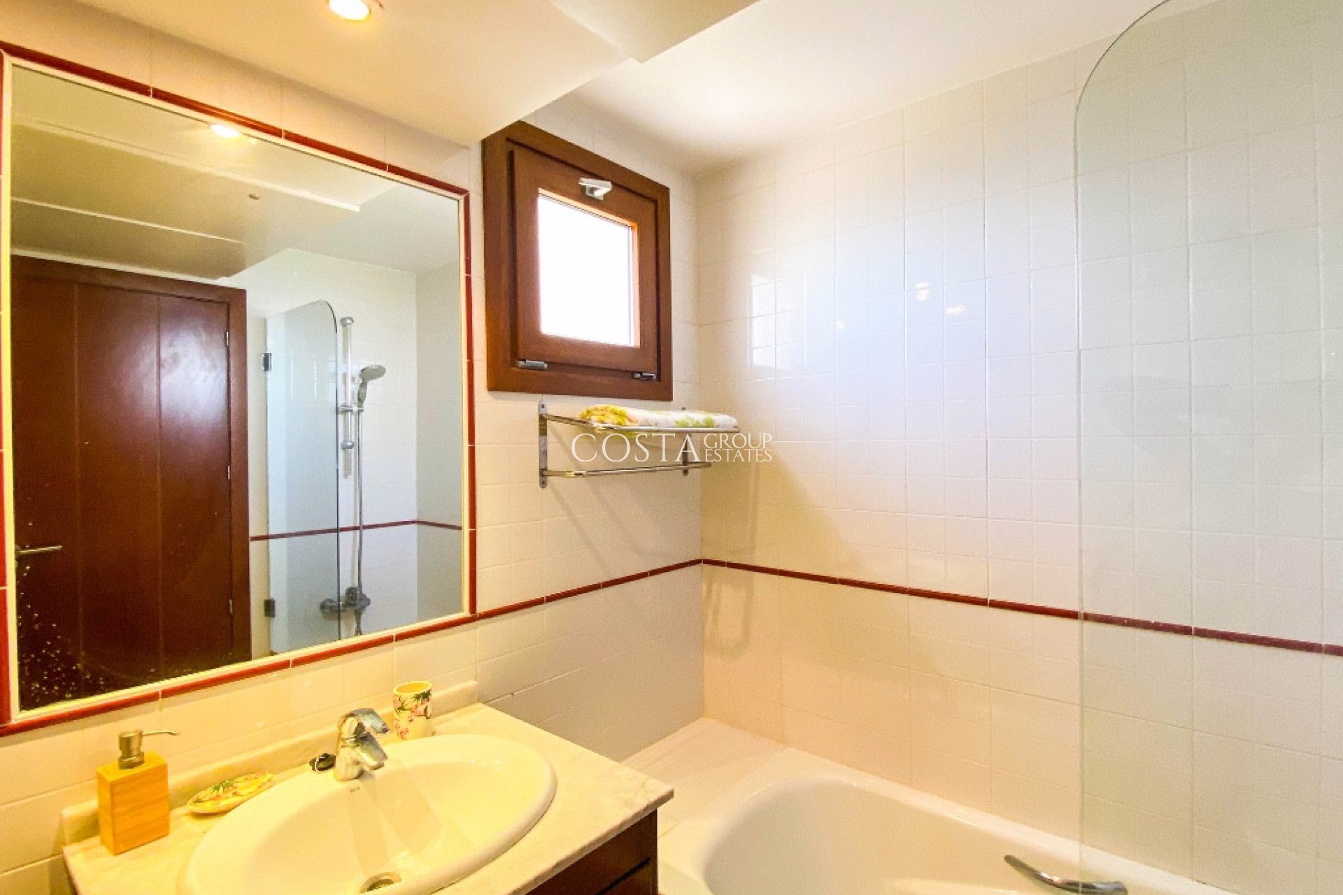 Odsprzedaż - Apartments -
Orihuela Costa - Punta Prima