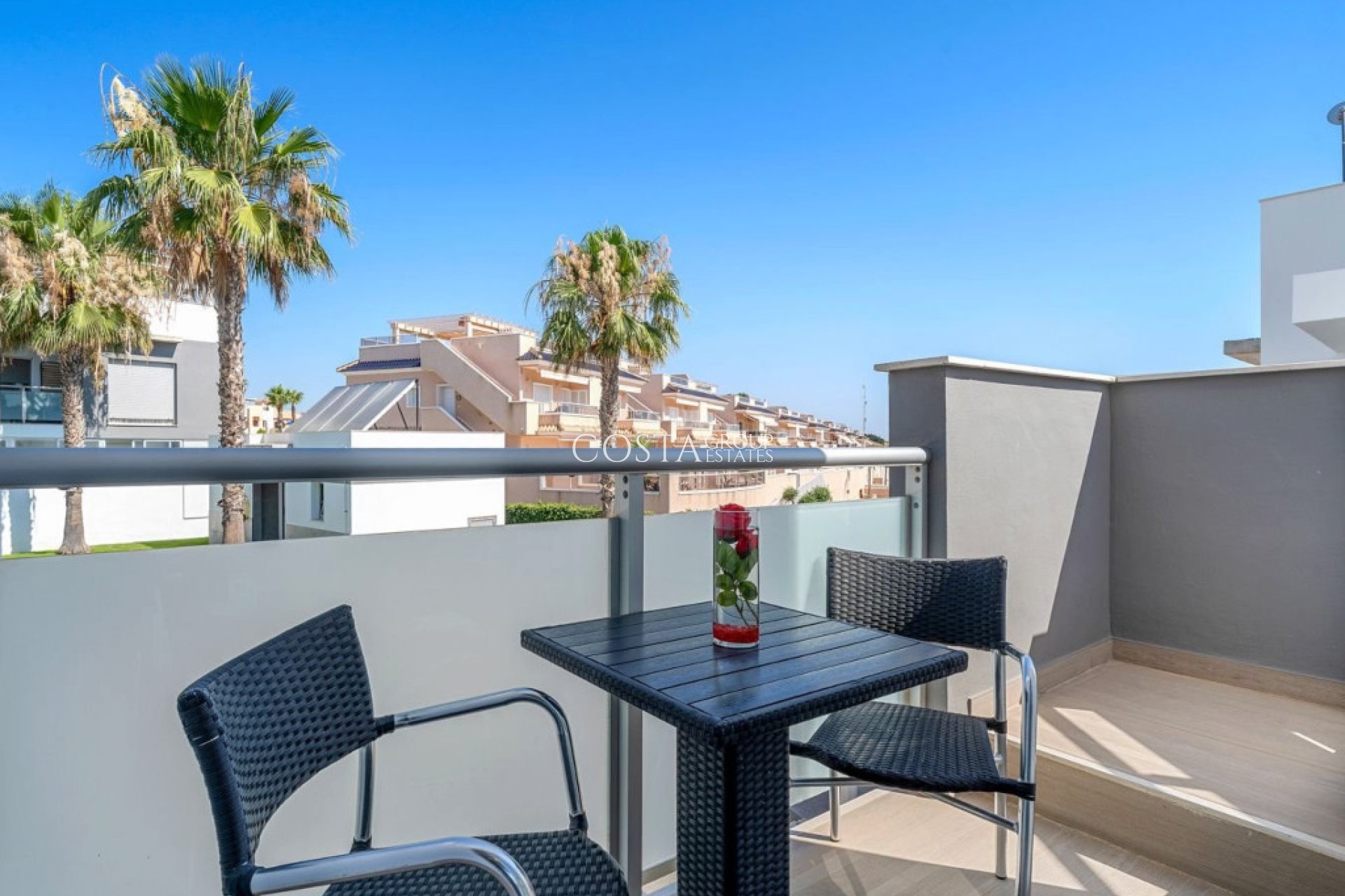 Odsprzedaż - Apartments -
Orihuela Costa - Punta Prima