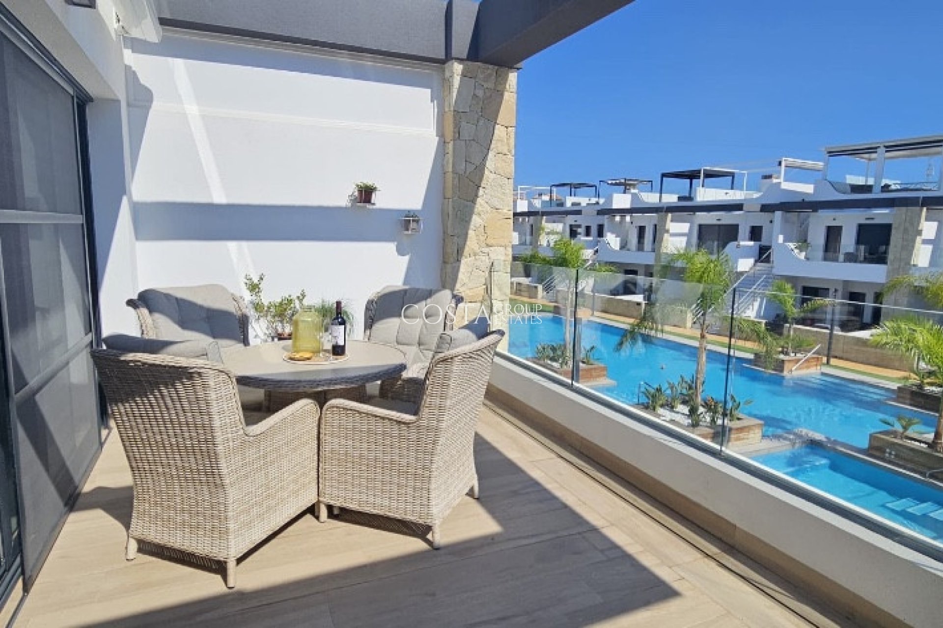 Odsprzedaż - Apartments -
Orihuela Costa - Punta Prima
