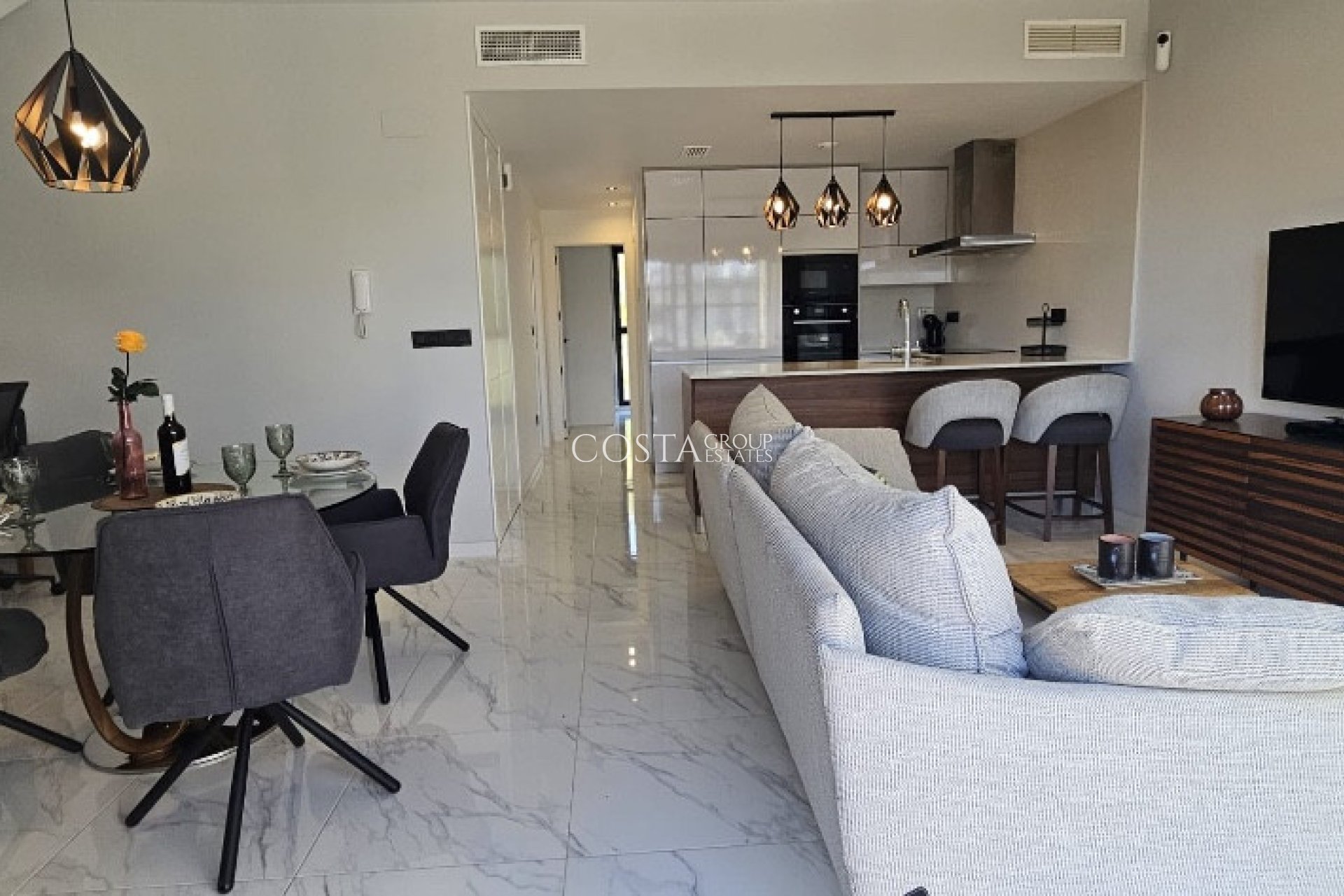 Odsprzedaż - Apartments -
Orihuela Costa - Punta Prima