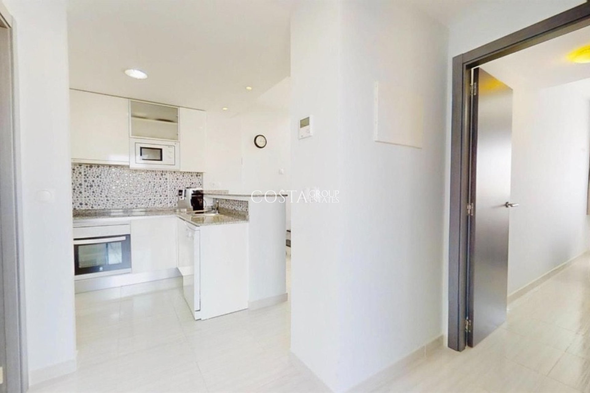 Odsprzedaż - Apartments -
Orihuela Costa - Punta Prima