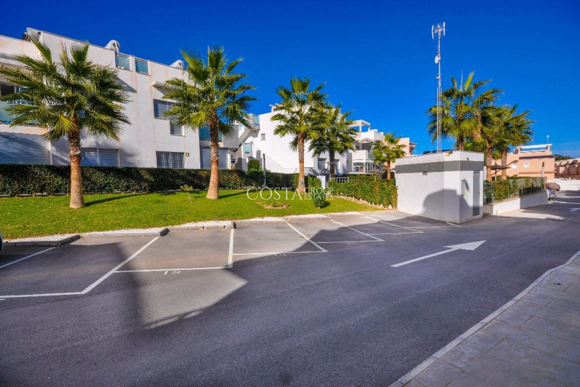 Odsprzedaż - Apartments -
Orihuela Costa - Punta Prima
