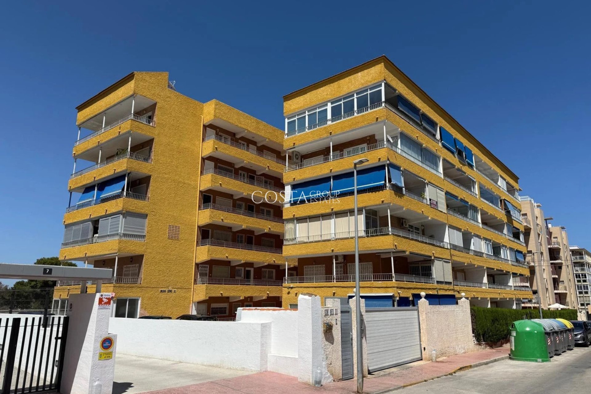 Odsprzedaż - Apartments -
Orihuela Costa - Punta Prima