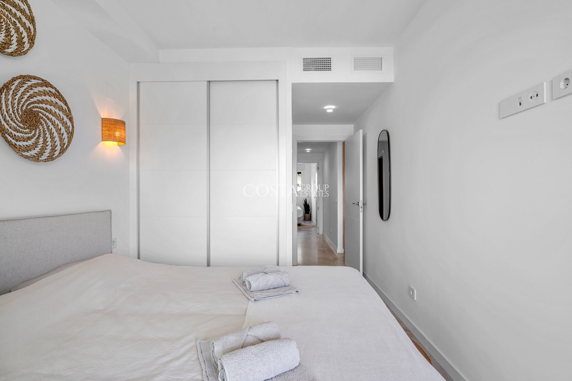 Odsprzedaż - Apartments -
Orihuela Costa - Punta Prima