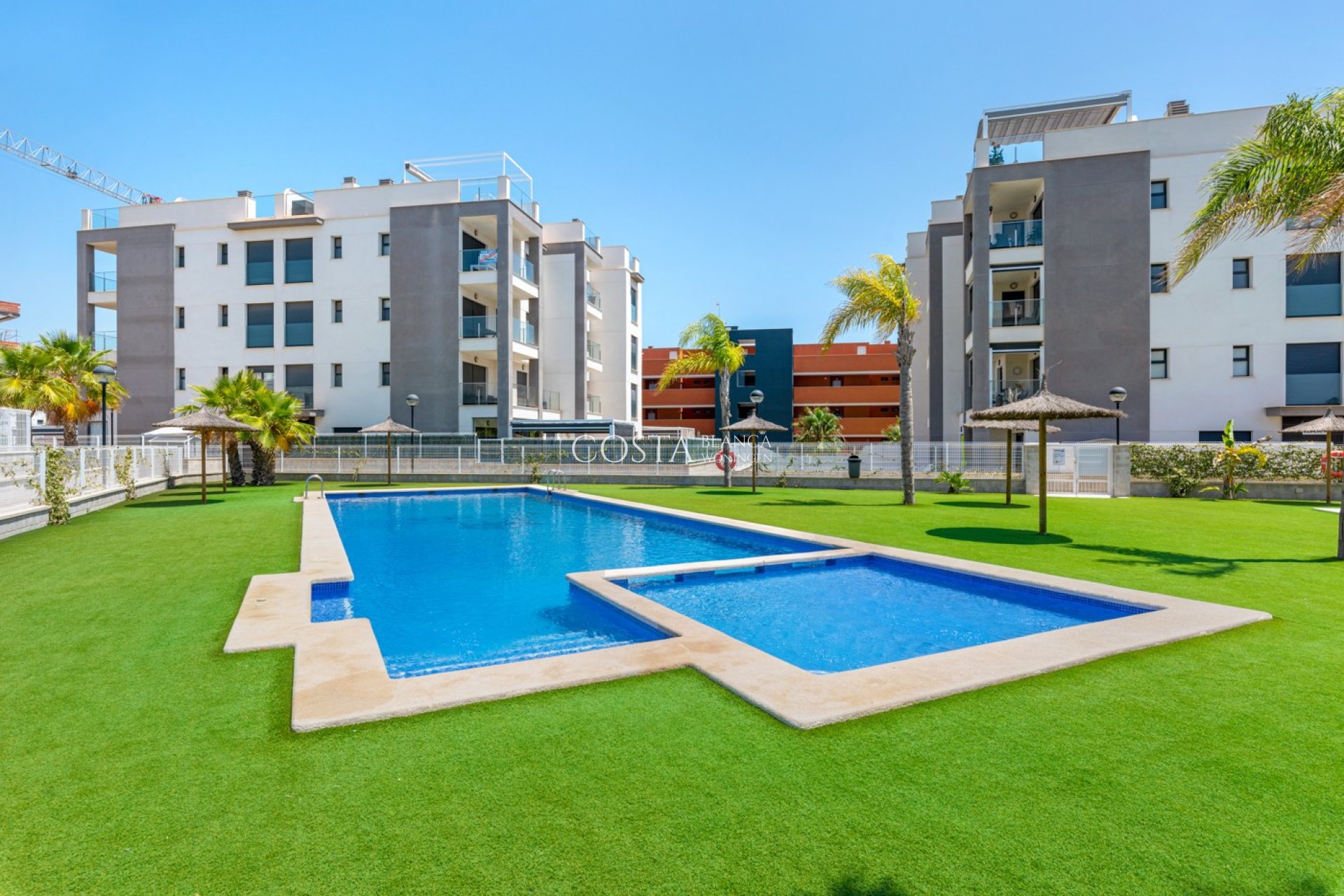 Odsprzedaż - Apartments -
Orihuela Costa - Villamartin*