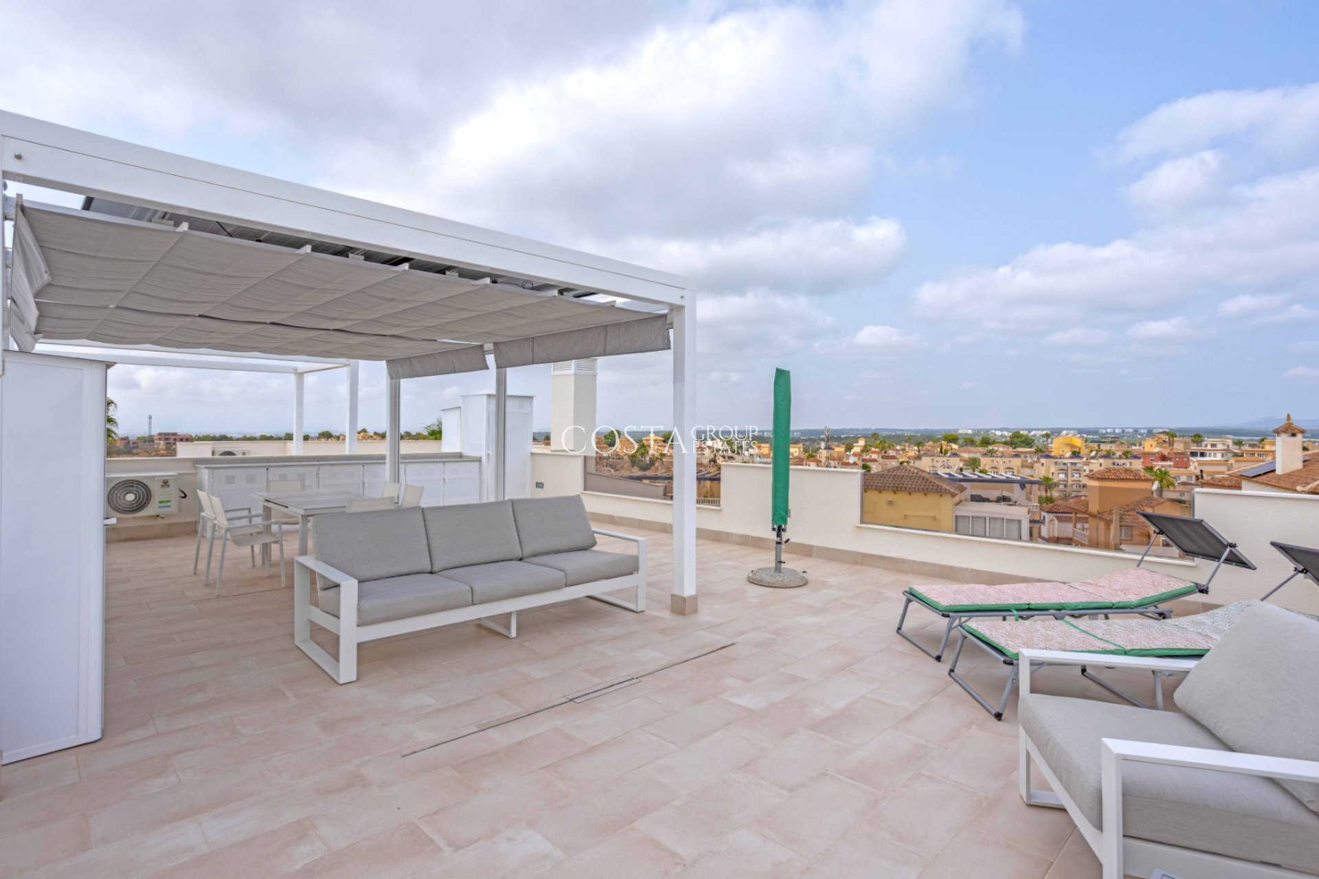 Odsprzedaż - Apartments -
Orihuela Costa - Villamartín