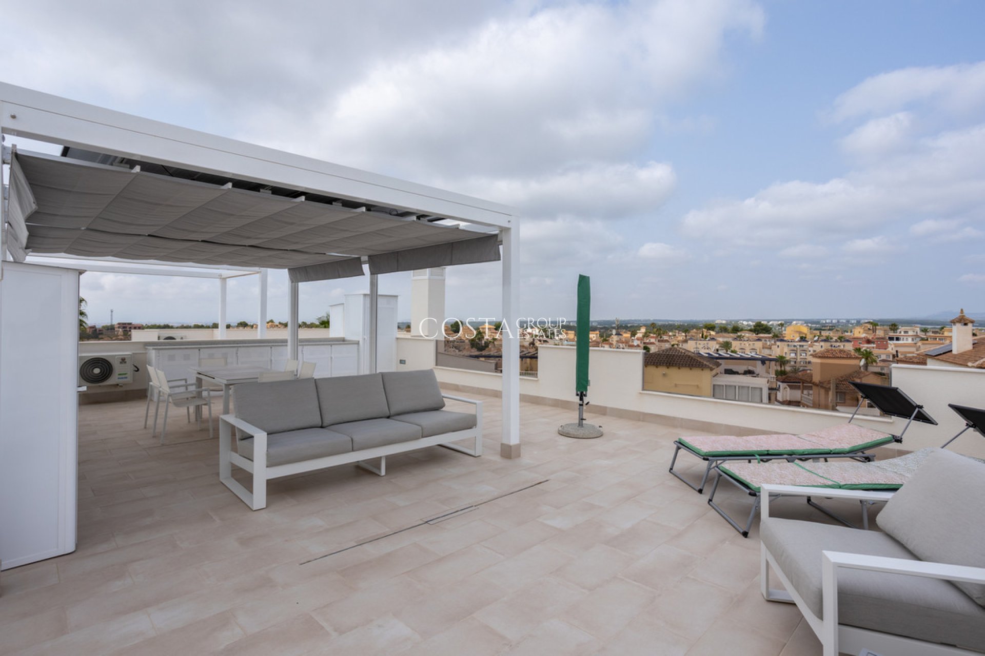 Odsprzedaż - Apartments -
Orihuela Costa - Villamartin