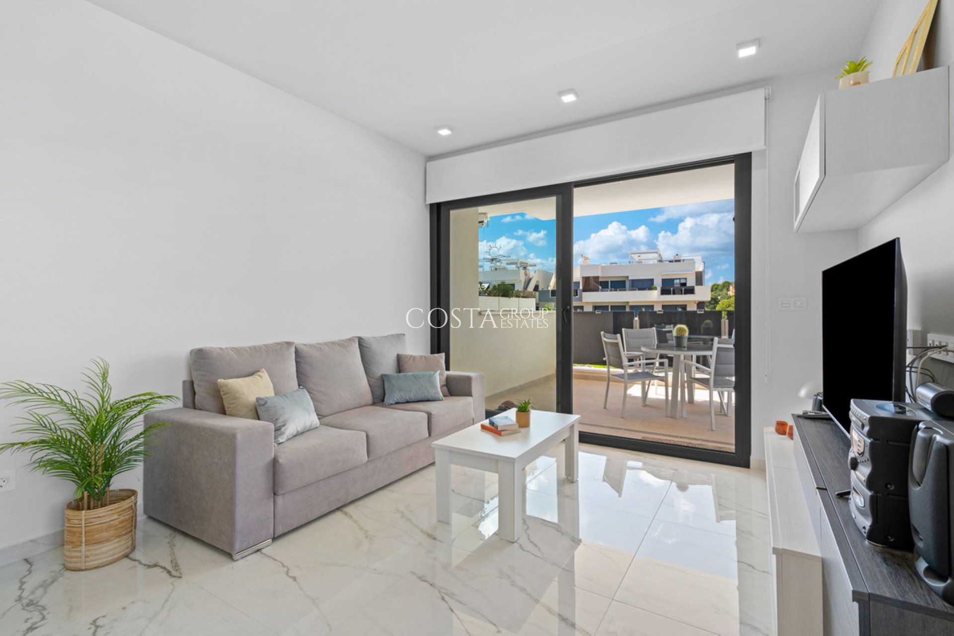 Odsprzedaż - Apartments -
Orihuela Costa - Villamartin