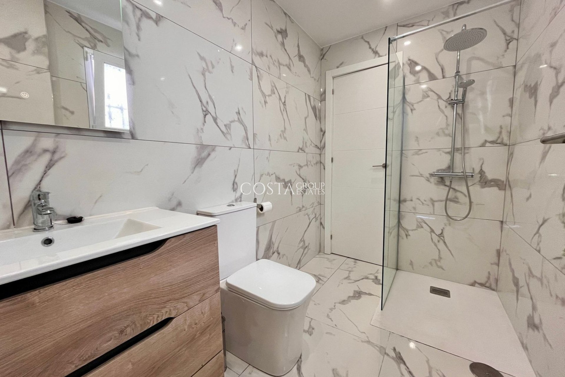 Odsprzedaż - Apartments -
Orihuela Costa - Villamartin