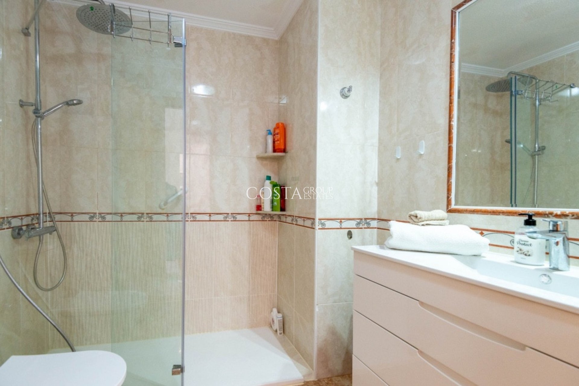 Odsprzedaż - Apartments -
Orihuela Costa - Villamartin