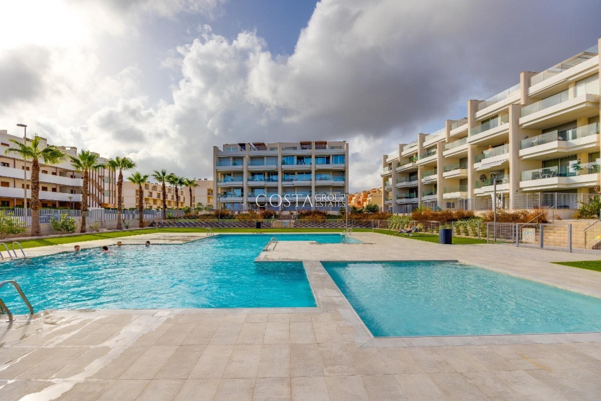 Odsprzedaż - Apartments -
Orihuela Costa - Villamartin