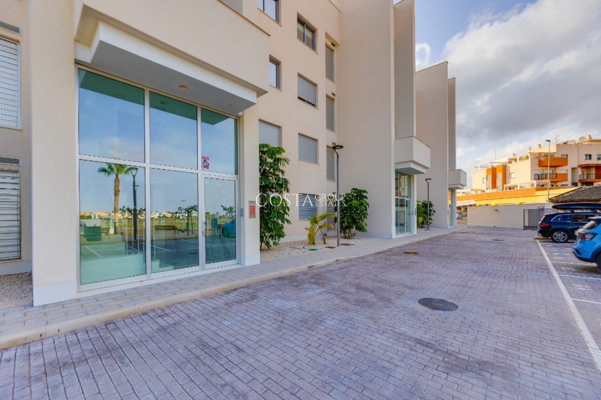 Odsprzedaż - Apartments -
Orihuela Costa - Villamartin
