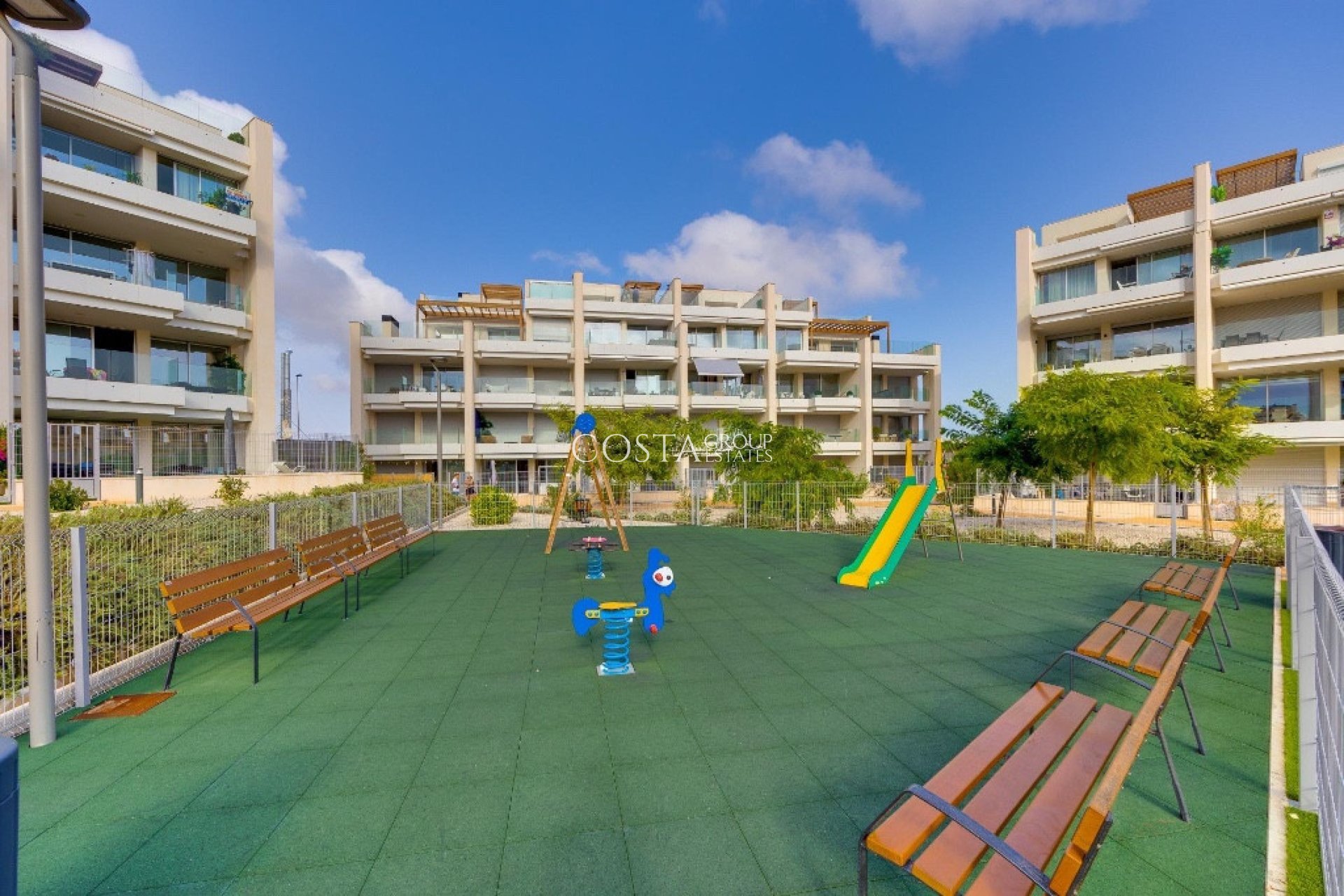 Odsprzedaż - Apartments -
Orihuela Costa - Villamartin