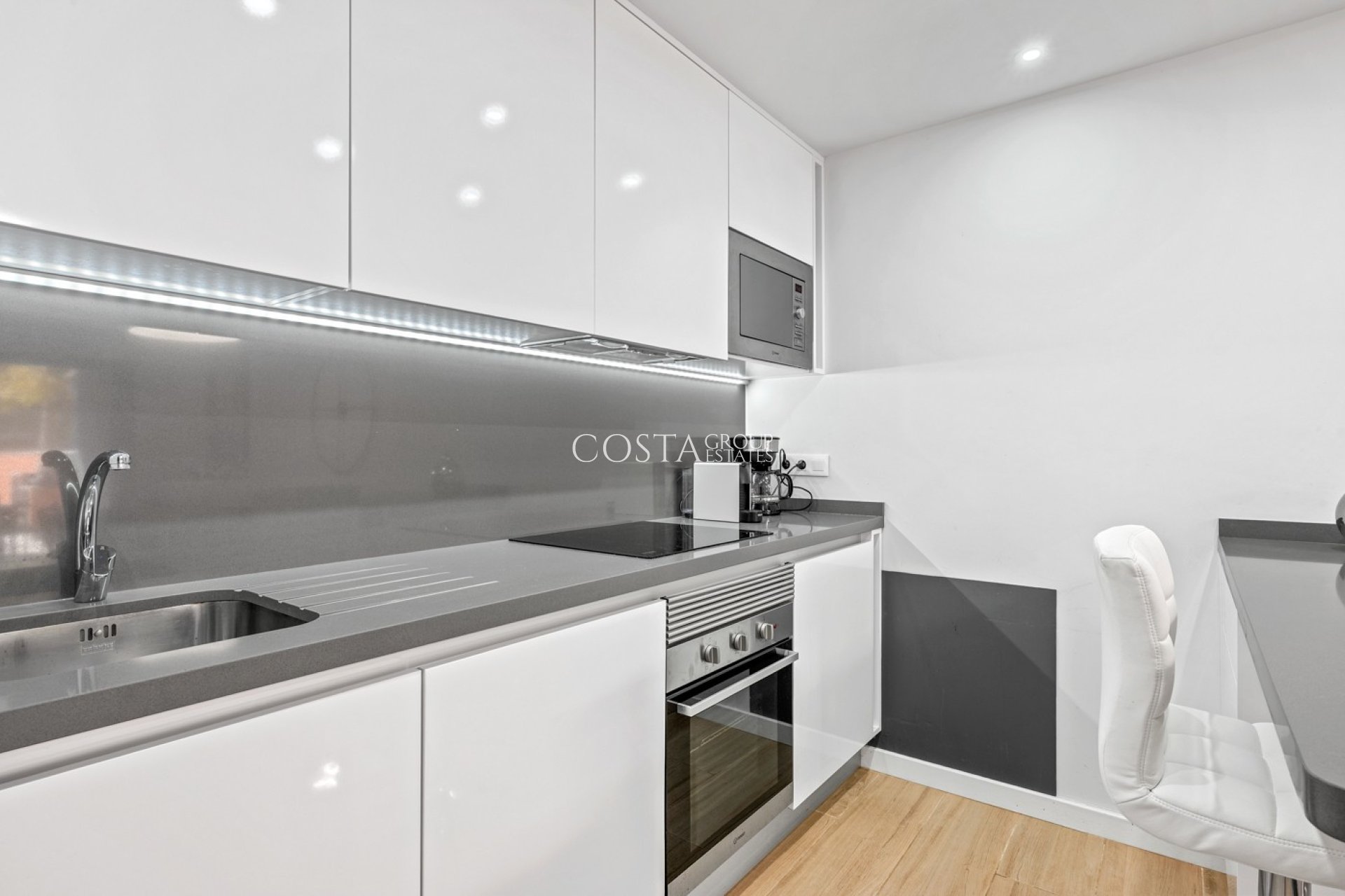 Odsprzedaż - Apartments -
Orihuela Costa - Villamartín