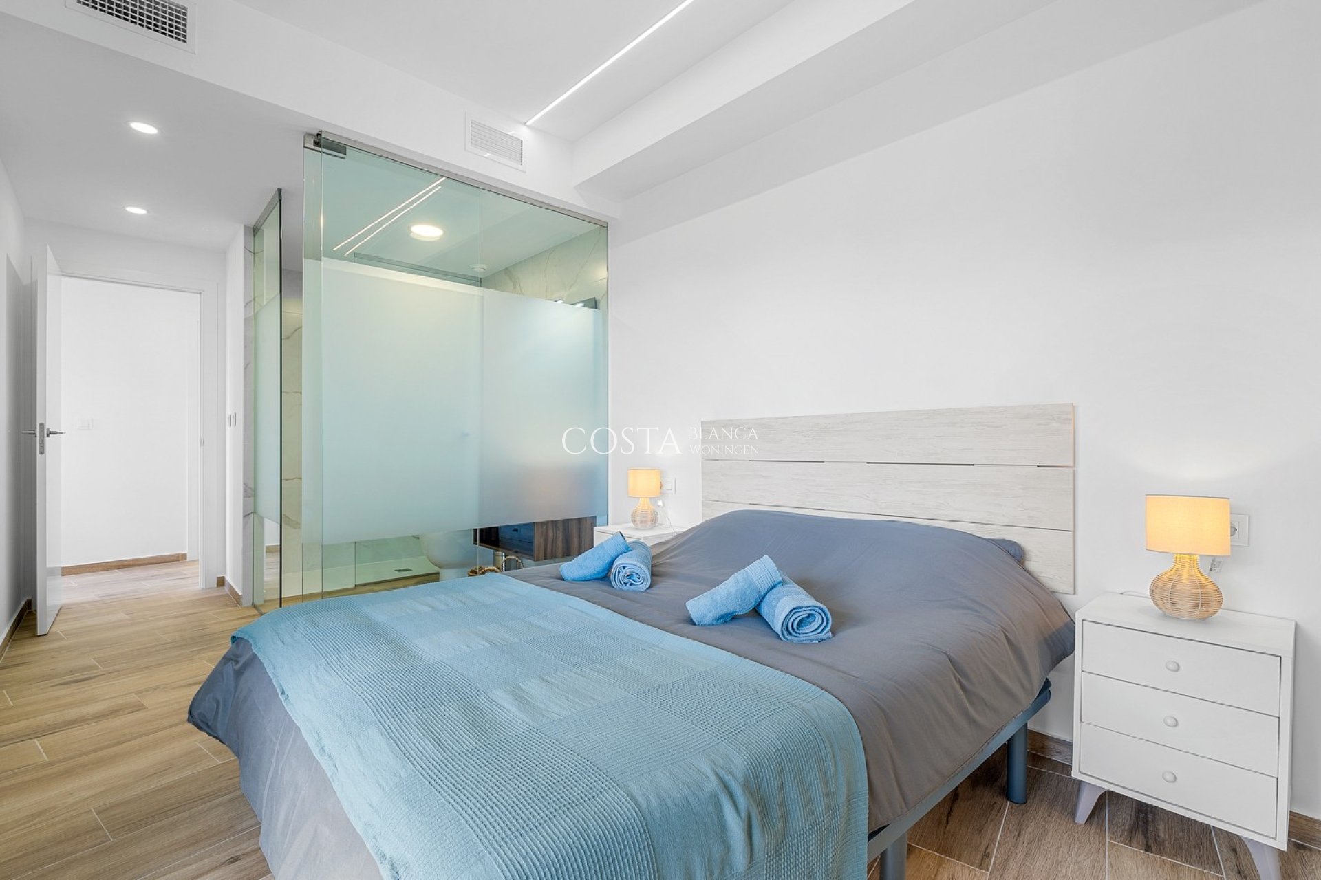 Odsprzedaż - Apartments -
Orihuela Costa - Villamartín