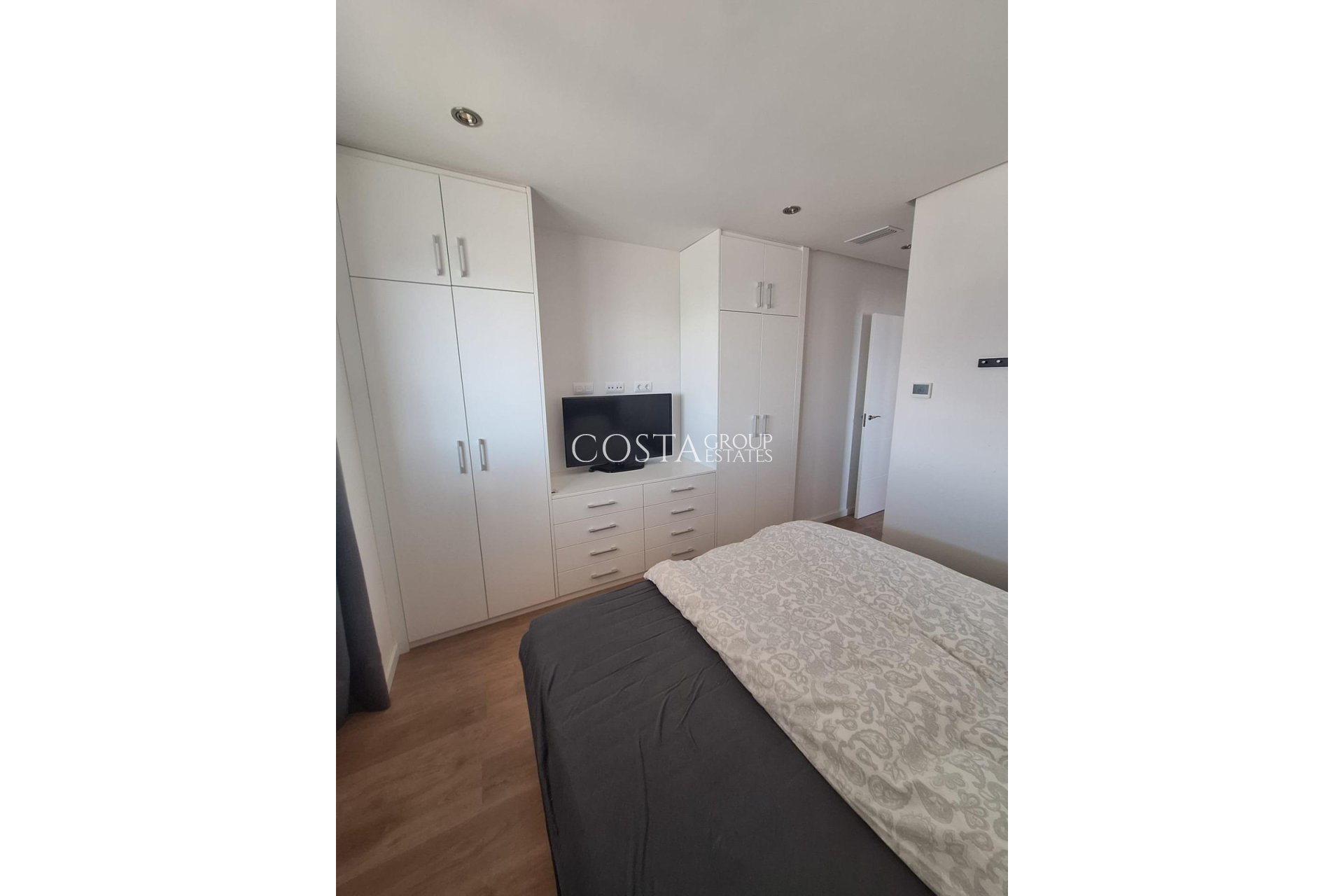 Odsprzedaż - Apartments -
Orihuela Costa