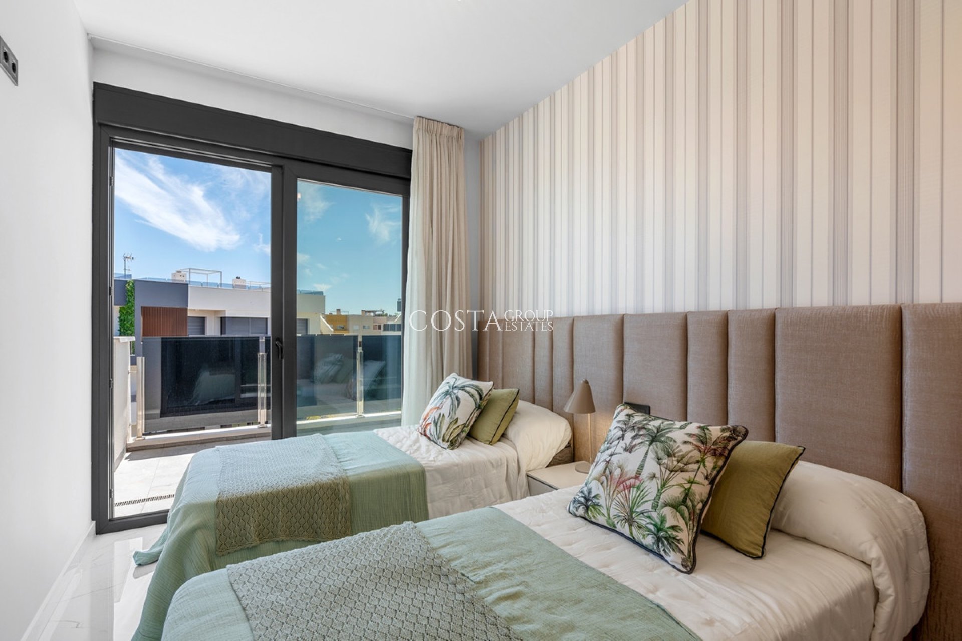 Odsprzedaż - Apartments -
Orihuela Costa