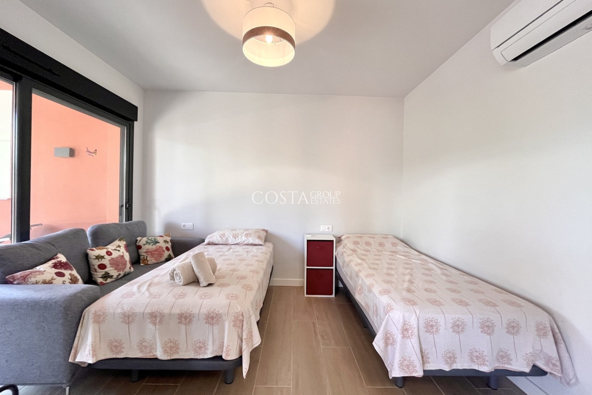 Odsprzedaż - Apartments -
Orihuela - Los Dolses