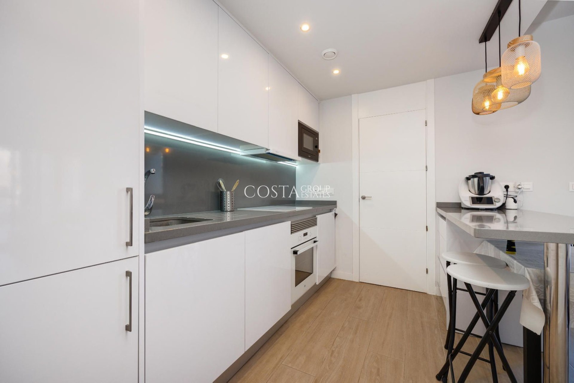 Odsprzedaż - Apartments -
Orihuela - Orihuela Costa