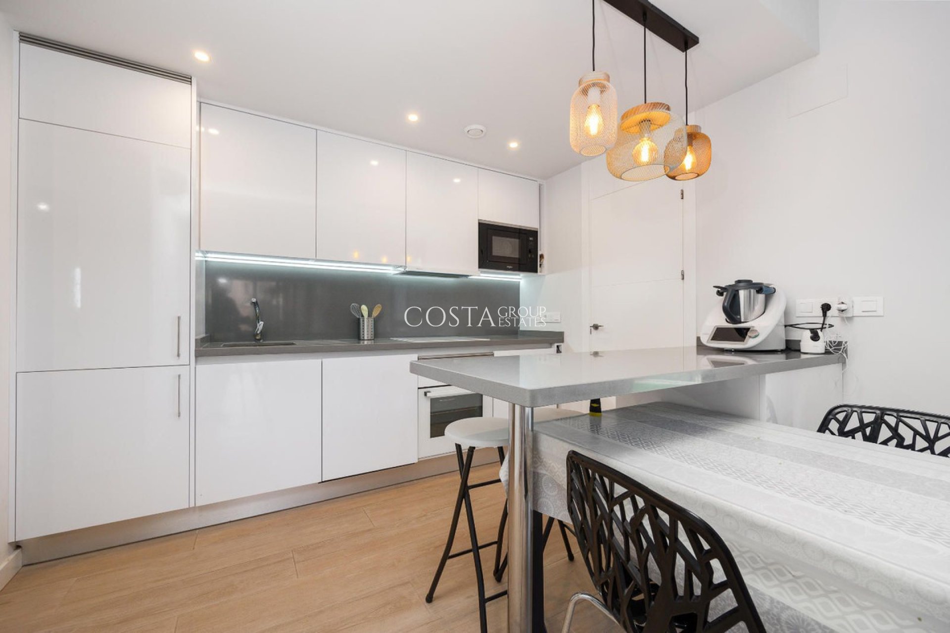 Odsprzedaż - Apartments -
Orihuela - Orihuela Costa