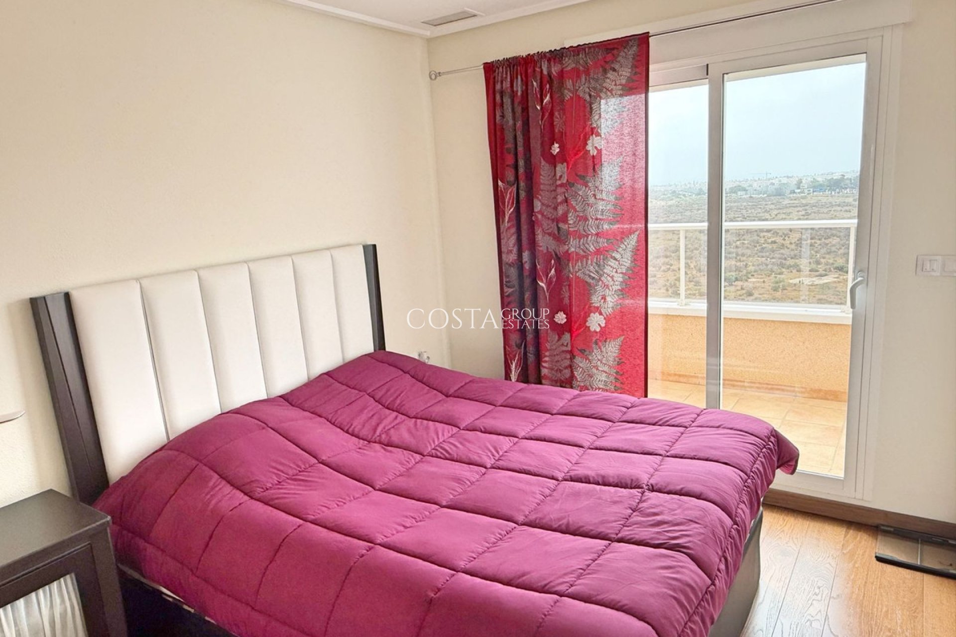 Odsprzedaż - Apartments -
Orihuela - Orihuela Costa