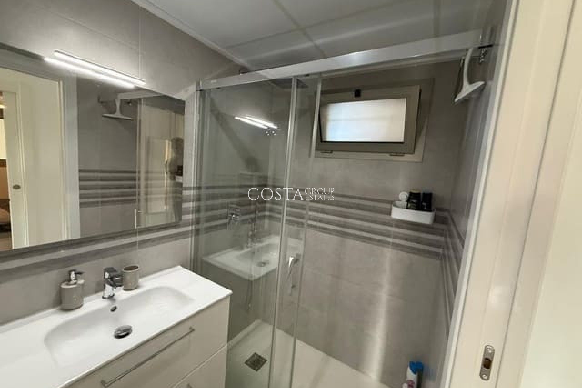 Odsprzedaż - Apartments -
Orihuela - Orihuela Costa