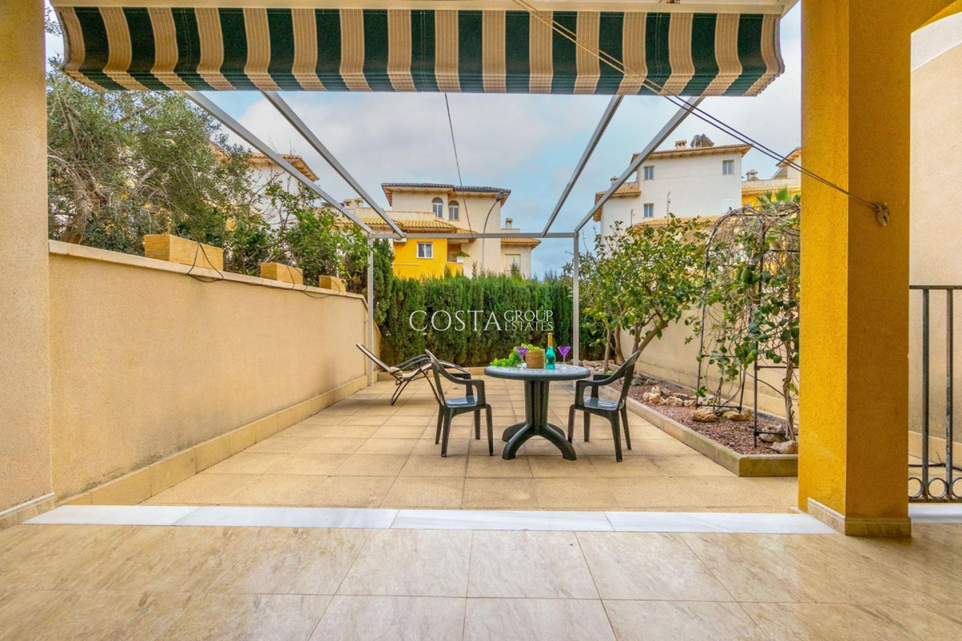 Odsprzedaż - Apartments -
Orihuela - Orihuela Costa