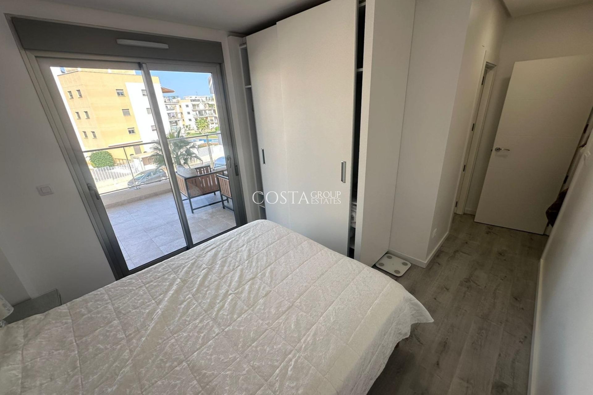 Odsprzedaż - Apartments -
Orihuela - Orihuela Costa