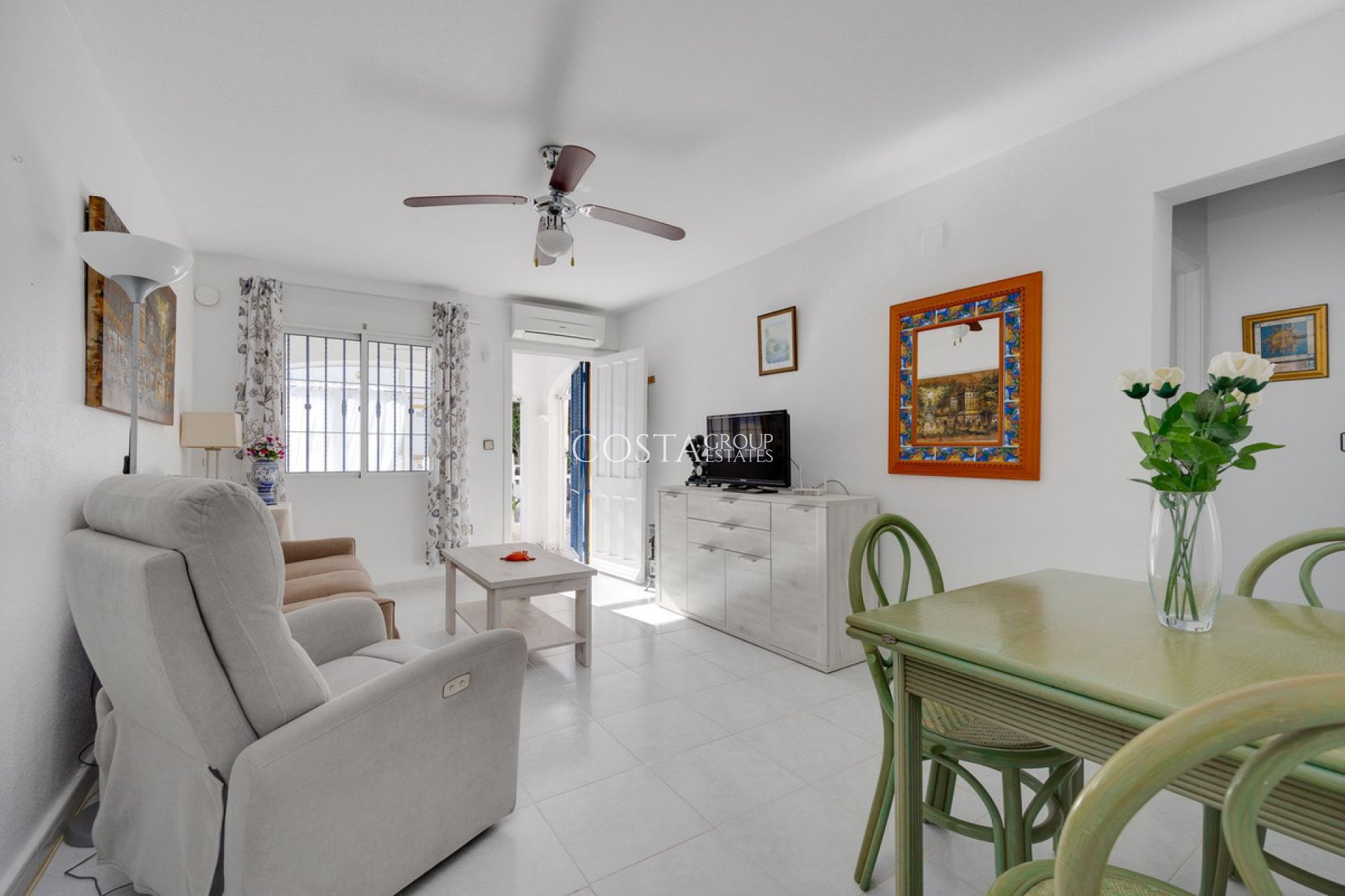 Odsprzedaż - Apartments -
Orihuela - Orihuela Costa