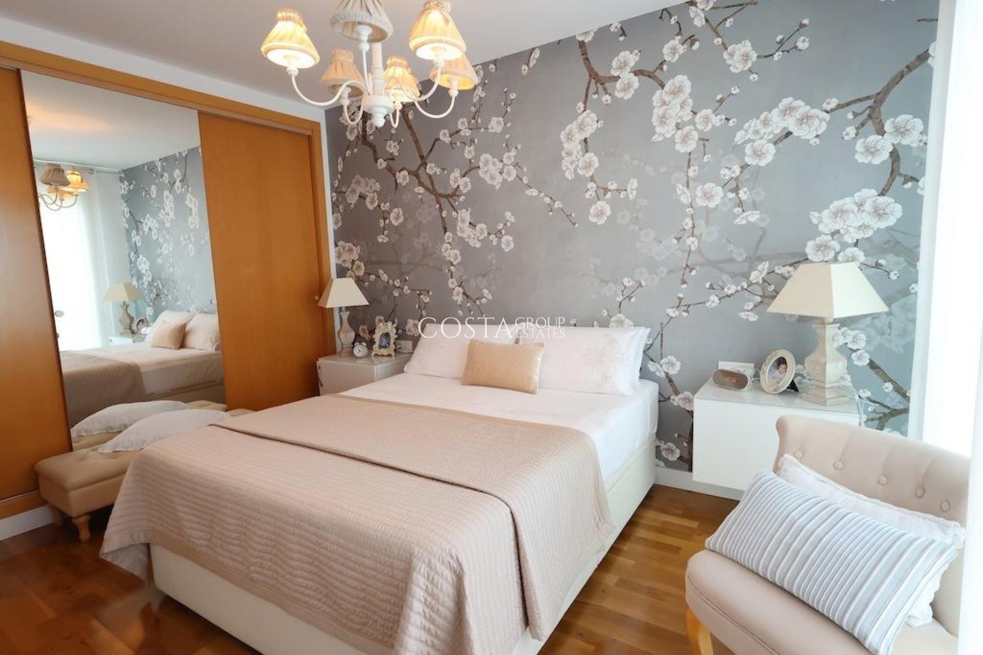 Odsprzedaż - Apartments -
Orihuela - Orihuela Costa