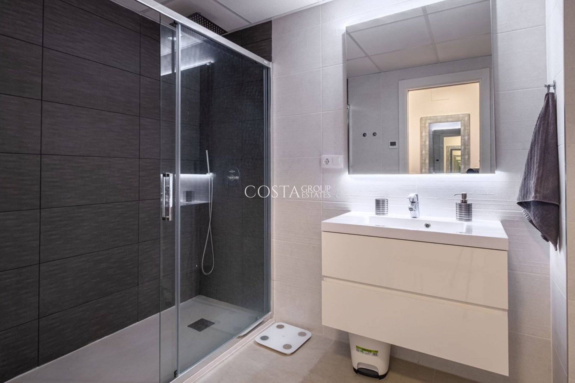 Odsprzedaż - Apartments -
Orihuela - Playa Flamenca