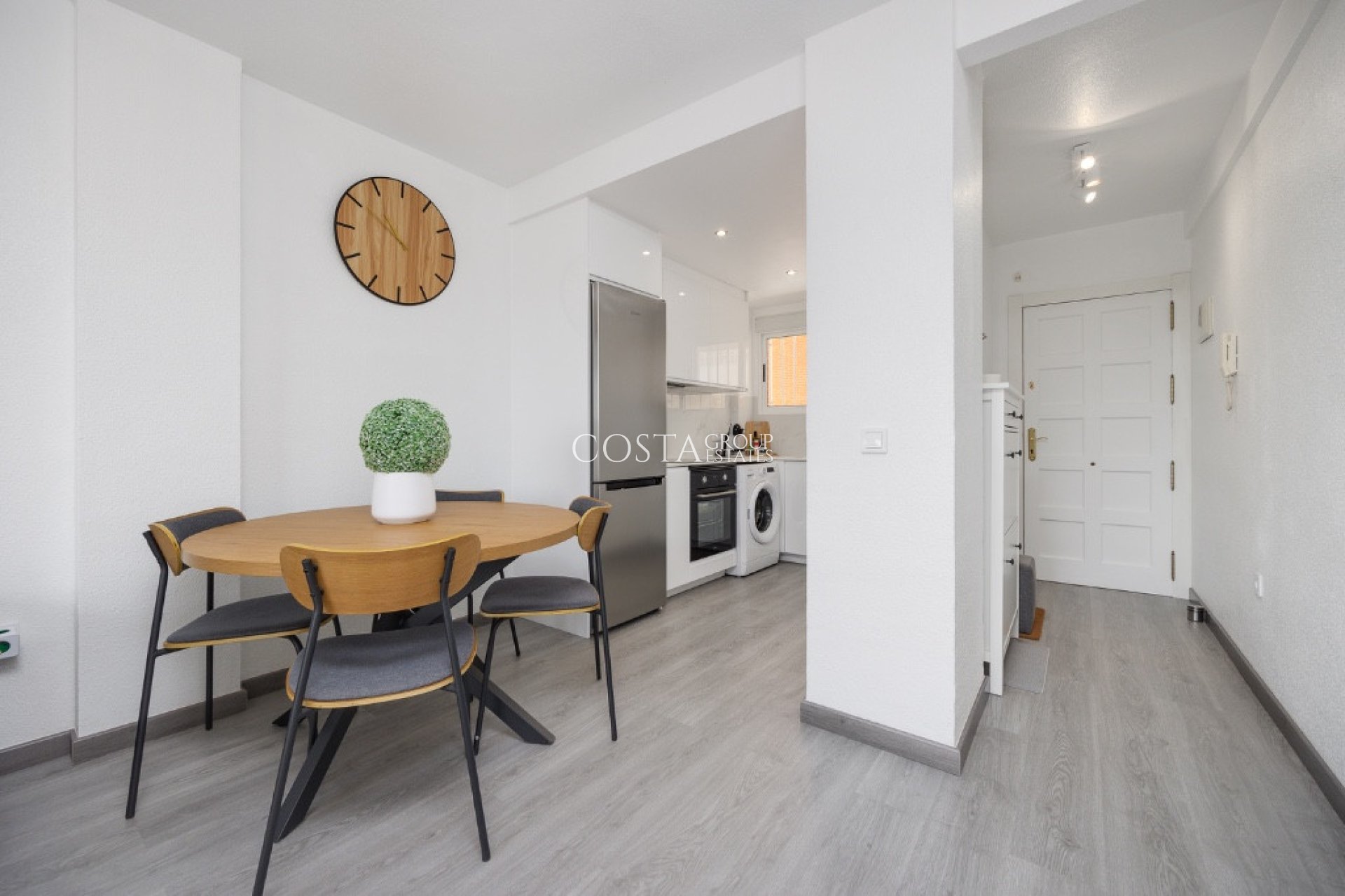 Odsprzedaż - Apartments -
Orihuela - Punta Prima