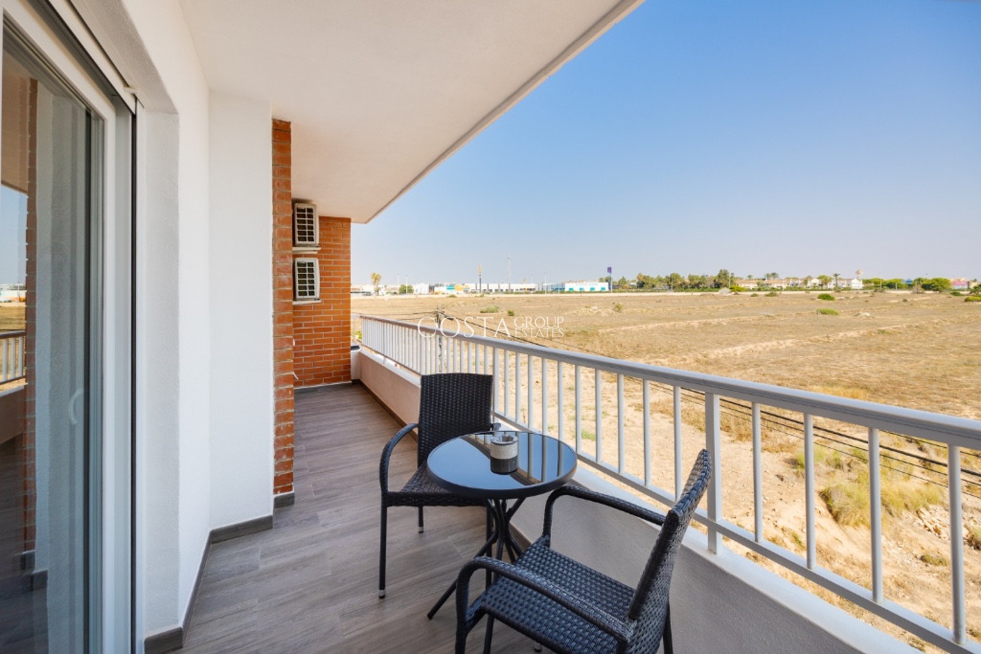 Odsprzedaż - Apartments -
Orihuela - Punta Prima