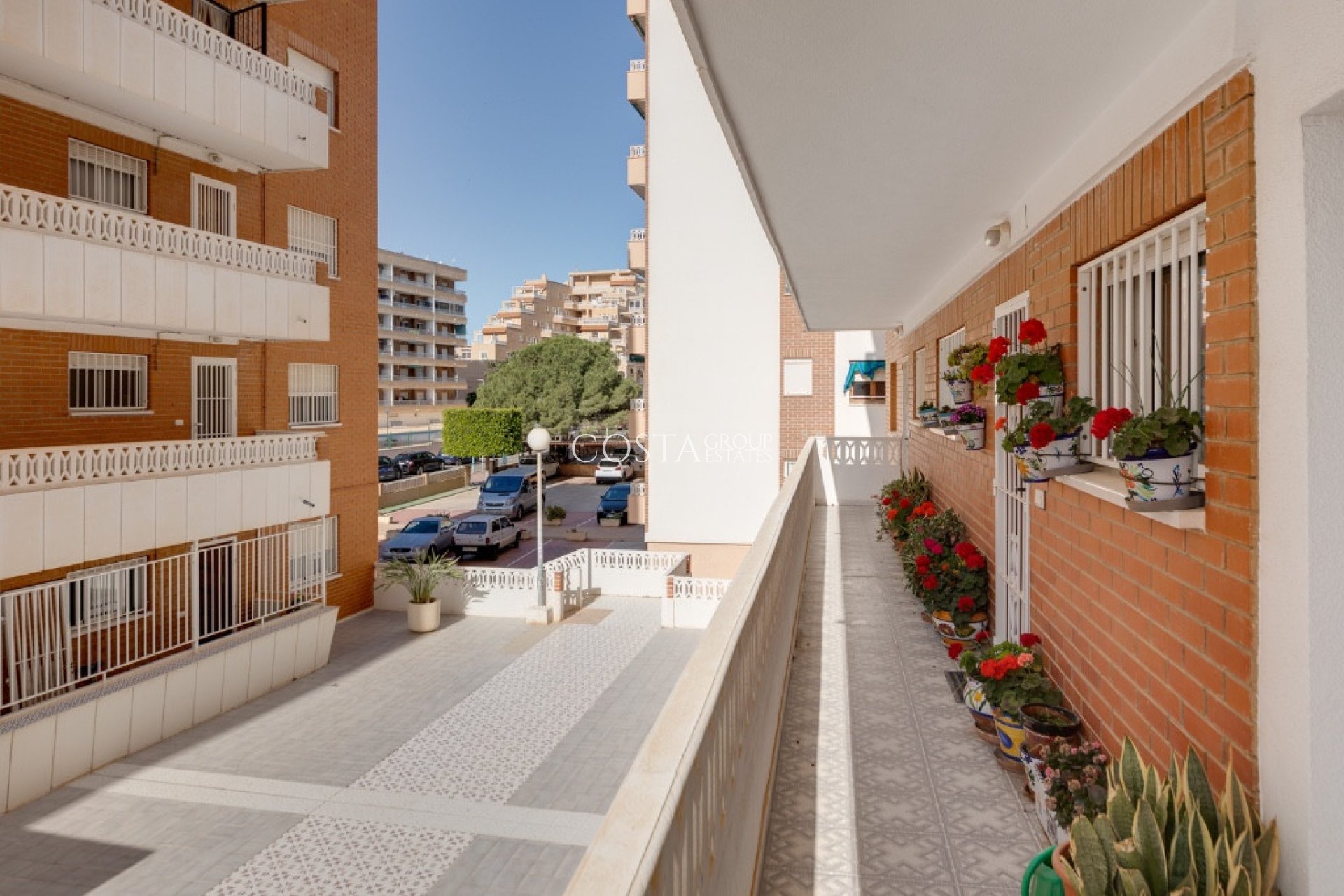Odsprzedaż - Apartments -
Orihuela - Punta Prima