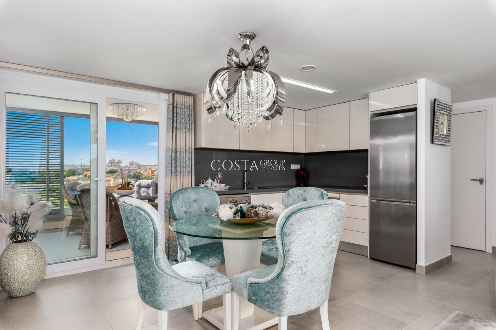 Odsprzedaż - Apartments -
Orihuela - Punta Prima