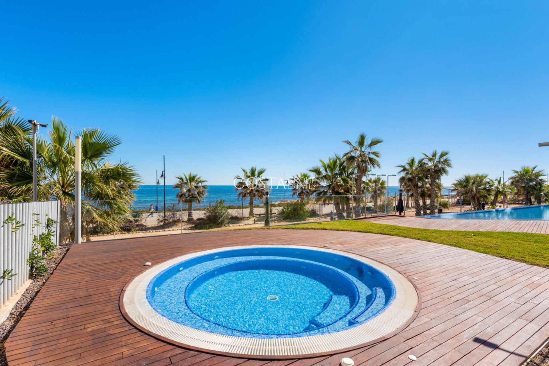 Odsprzedaż - Apartments -
Orihuela - Punta Prima