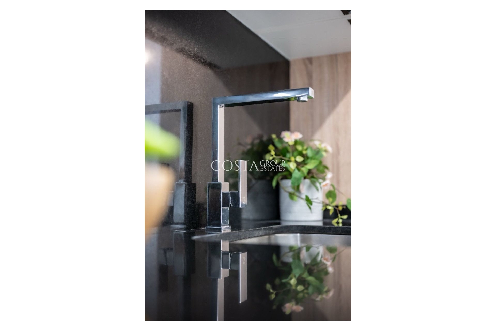 Odsprzedaż - Apartments -
Orihuela - Punta Prima