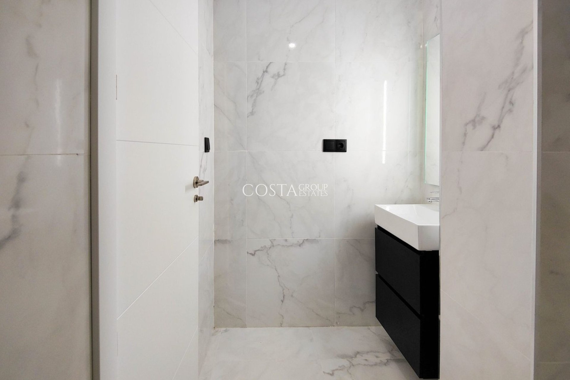 Odsprzedaż - Apartments -
Orihuela - Punta Prima