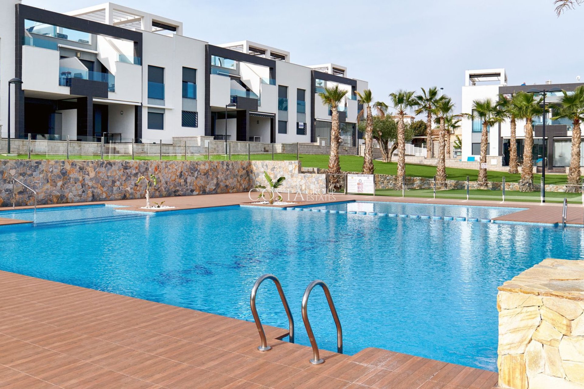 Odsprzedaż - Apartments -
Orihuela - Punta Prima
