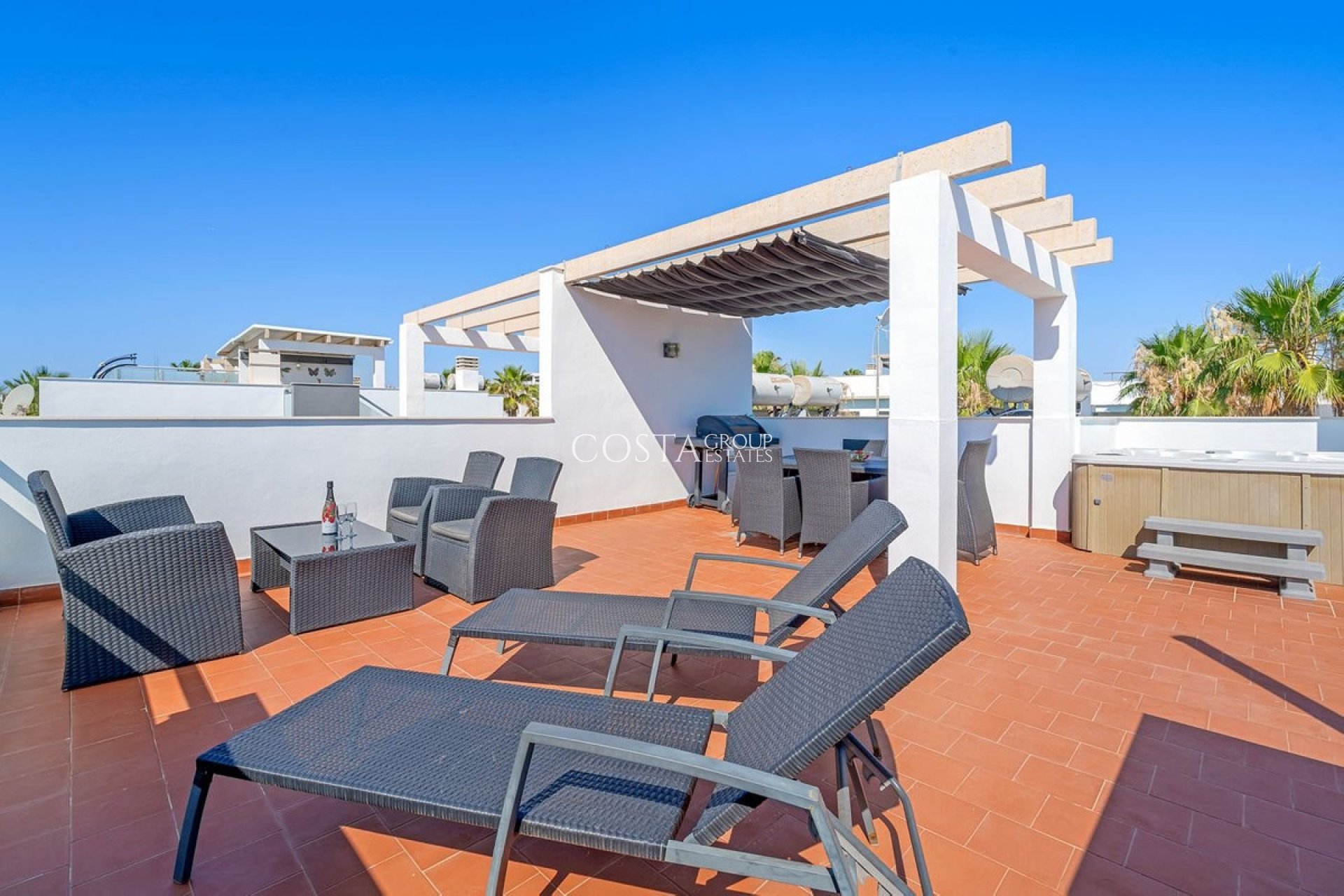 Odsprzedaż - Apartments -
Orihuela - Punta Prima