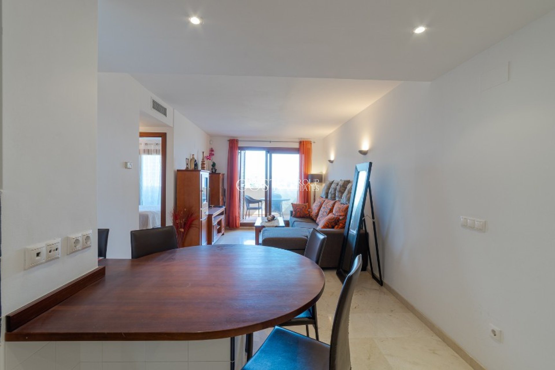 Odsprzedaż - Apartments -
Orihuela - Punta Prima