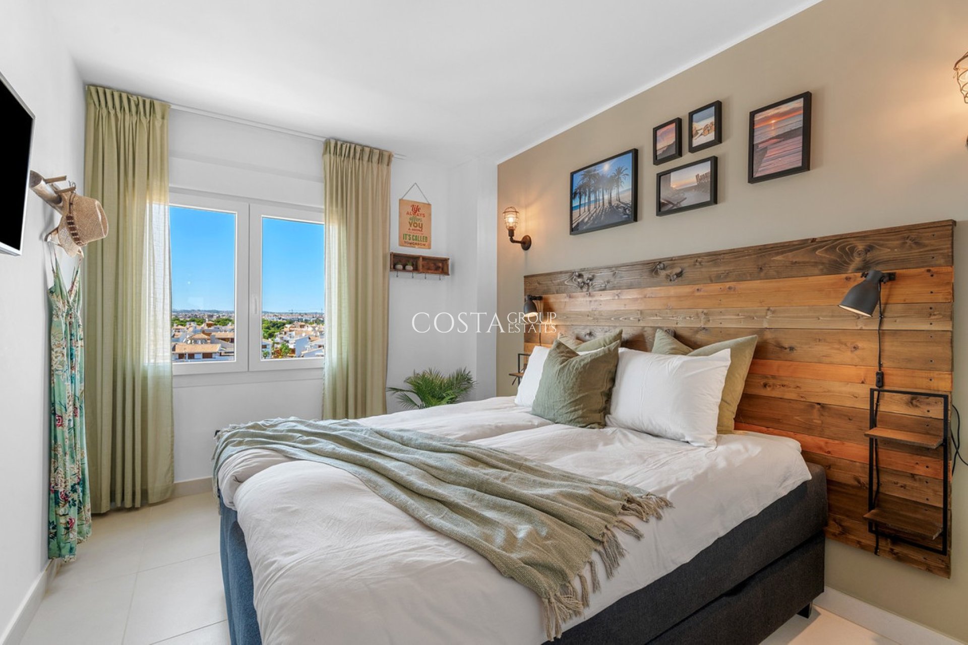 Odsprzedaż - Apartments -
Orihuela - Punta Prima