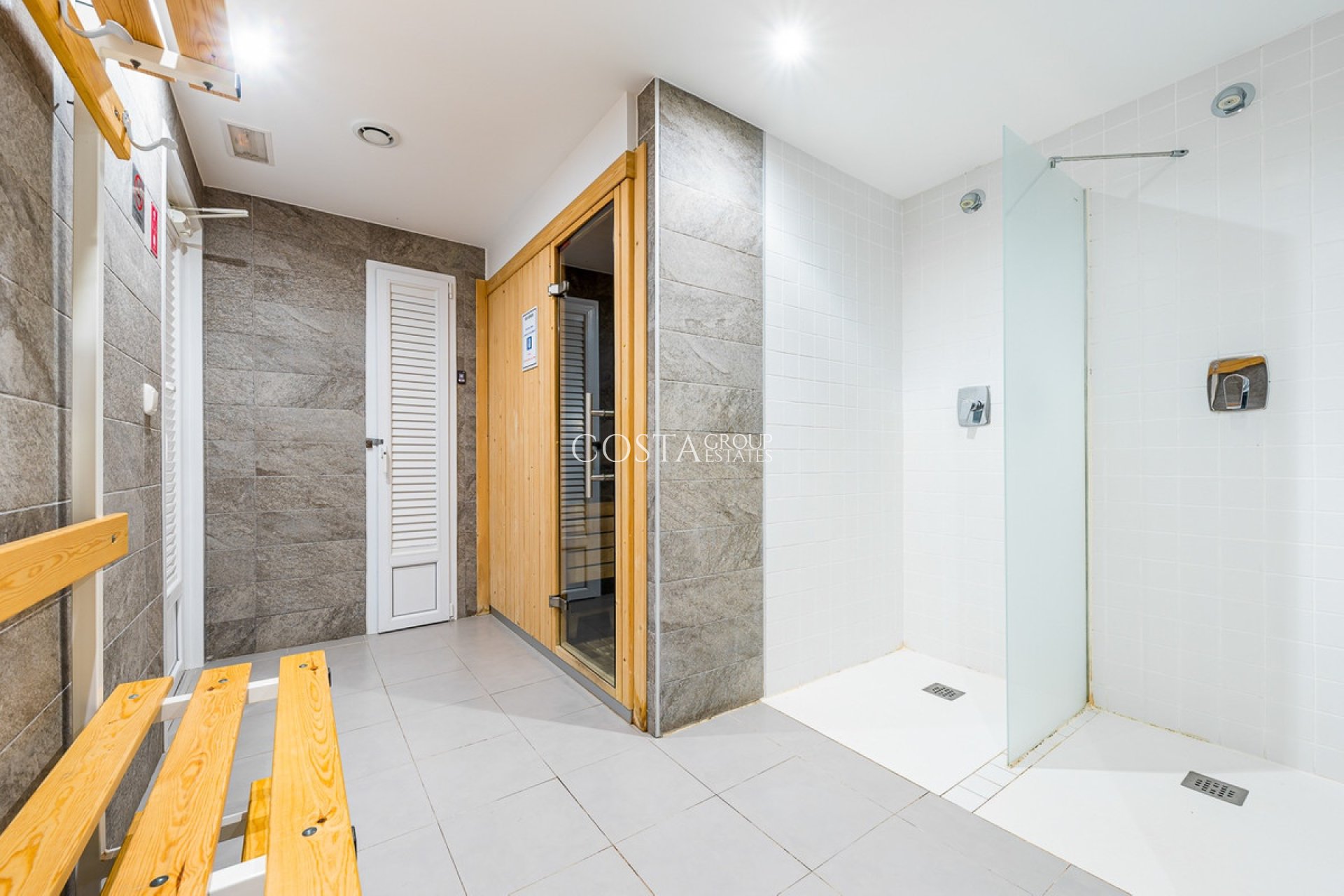 Odsprzedaż - Apartments -
Orihuela - Punta Prima