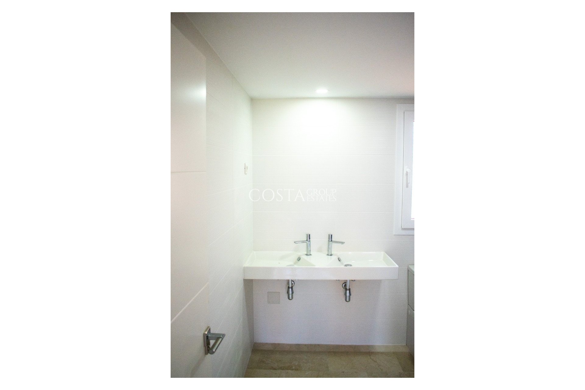 Odsprzedaż - Apartments -
Orihuela - Punta Prima