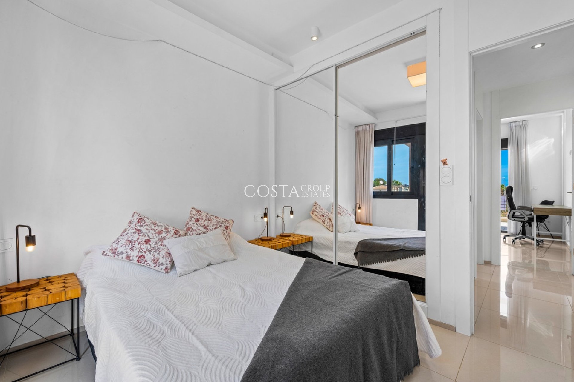 Odsprzedaż - Apartments -
Rojales - Rojales Centro