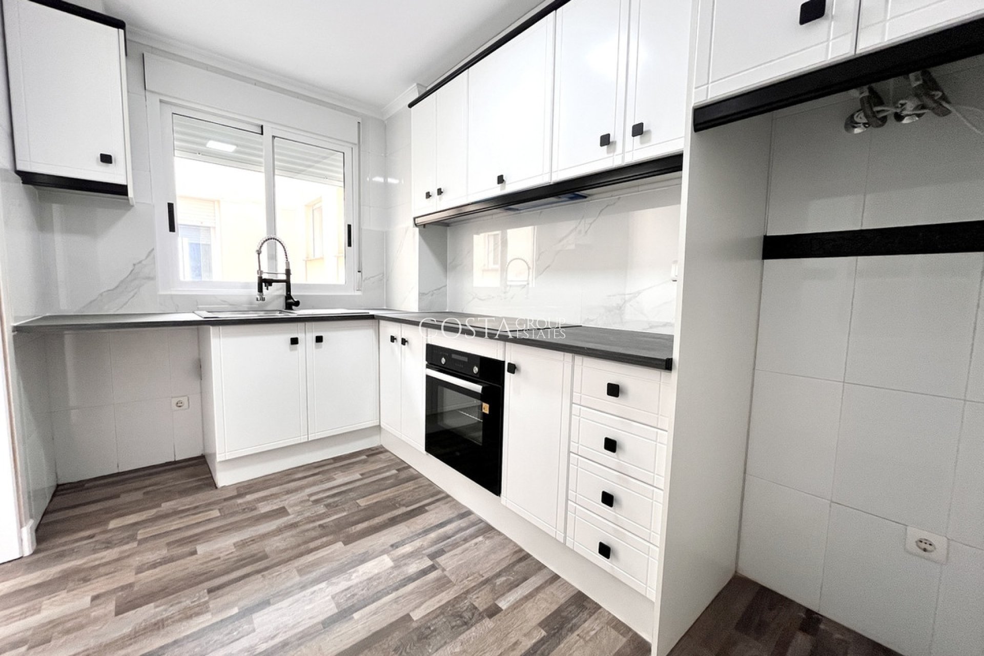 Odsprzedaż - Apartments -
San Miguel de Salinas - San Miguel de Salinas Centro