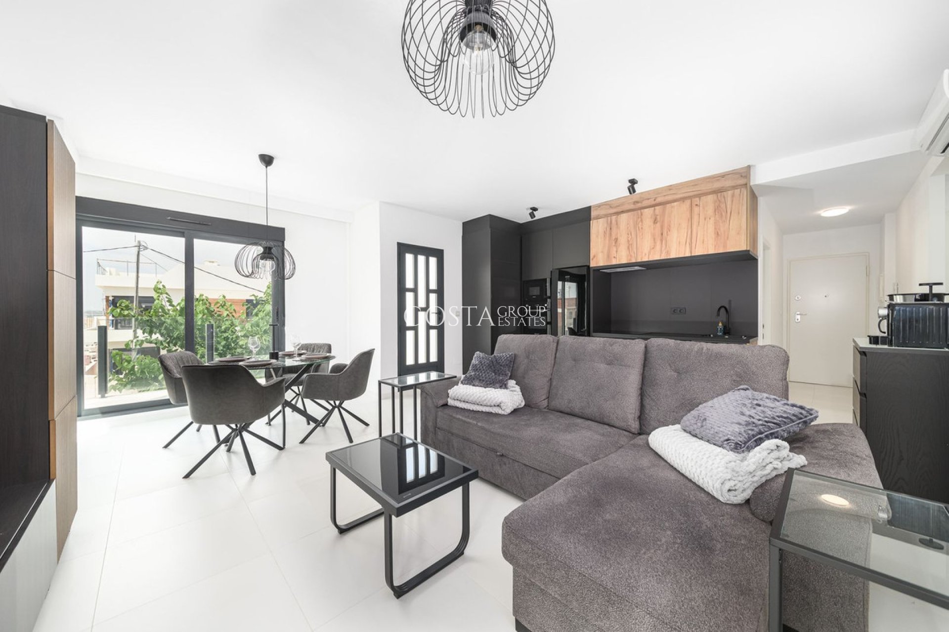 Odsprzedaż - Apartments -
San Miguel de Salinas - San Miguel de Salinas Centro