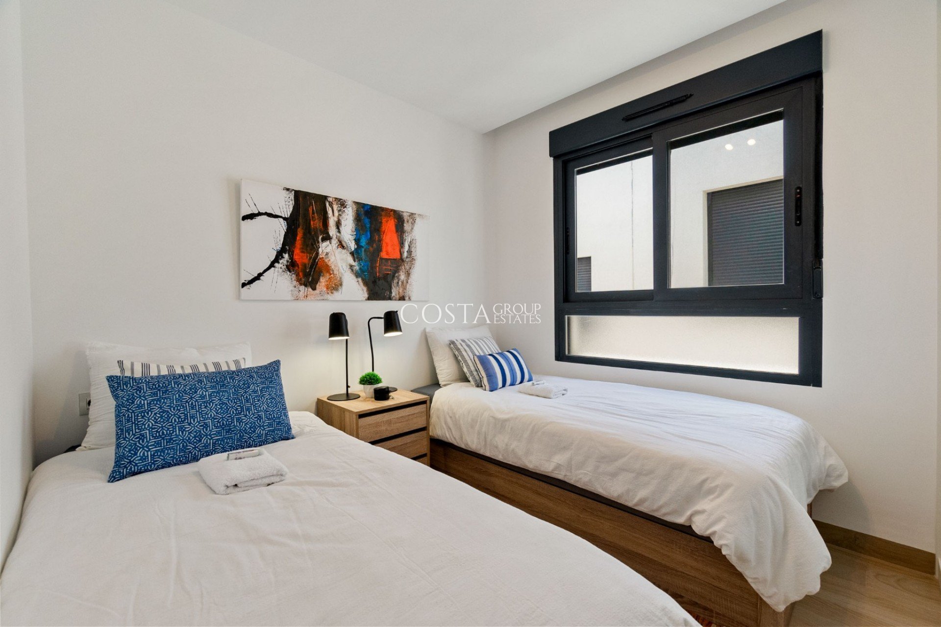 Odsprzedaż - Apartments -
San Miguel de Salinas