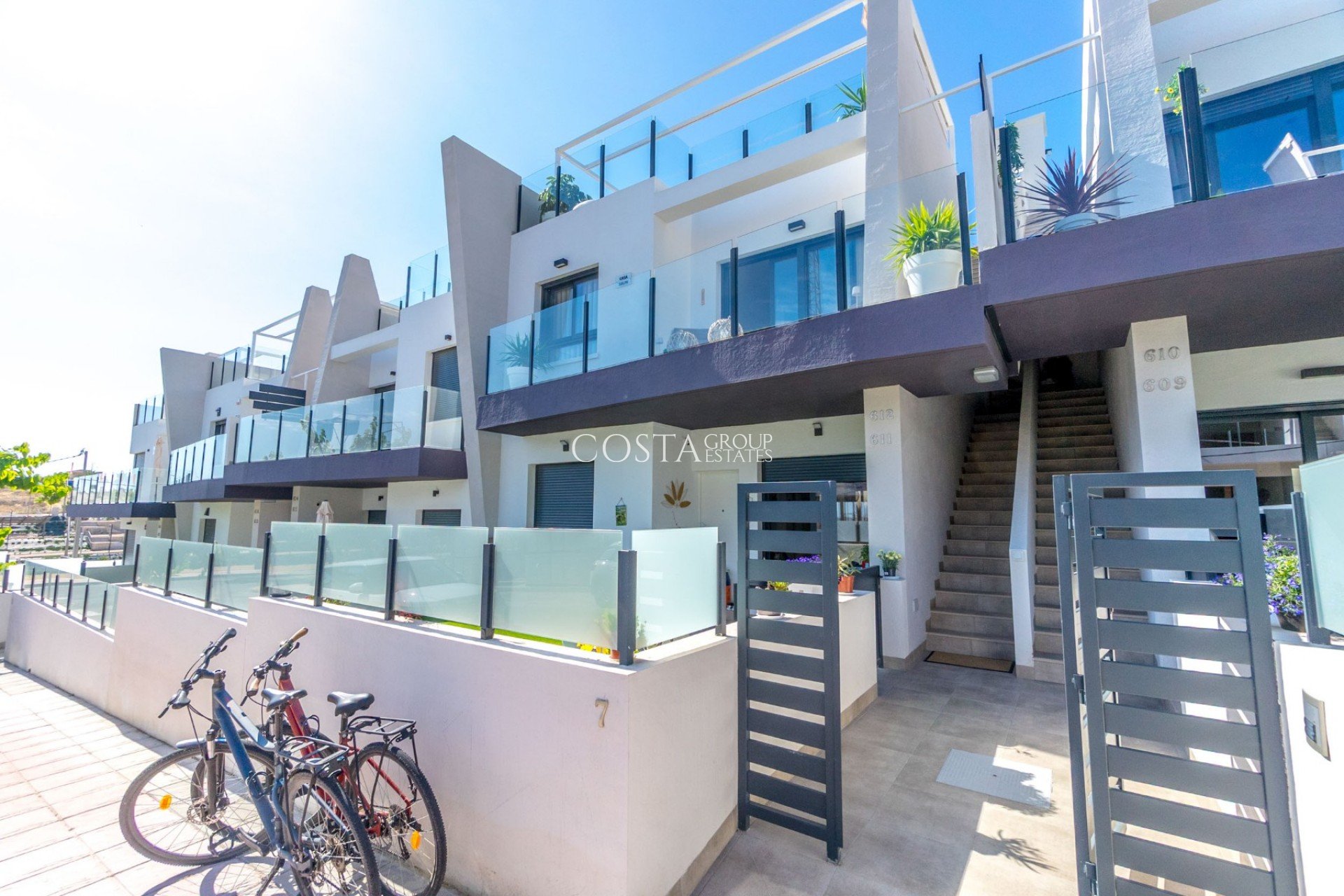 Odsprzedaż - Apartments -
San Miguel de Salinas