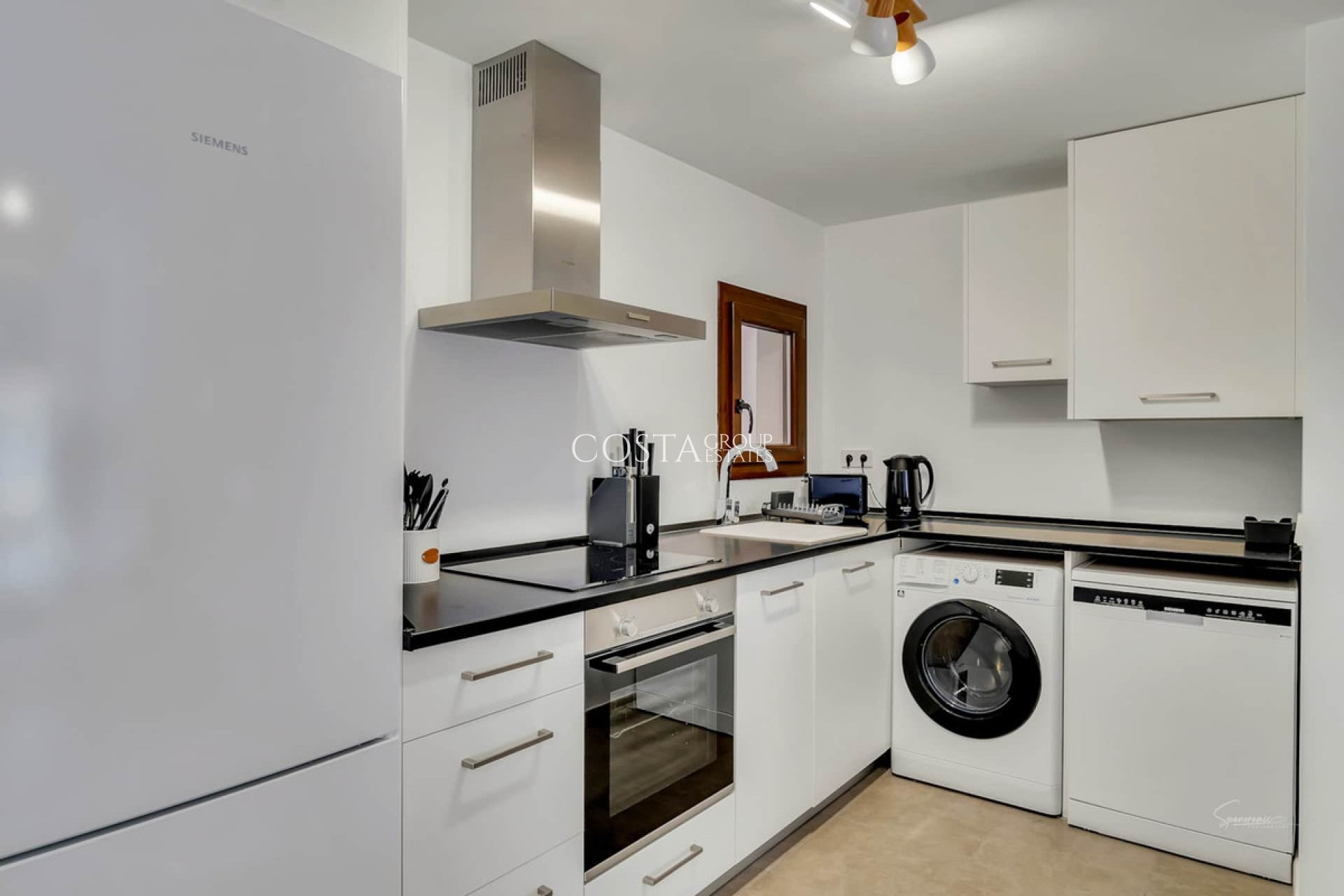 Odsprzedaż - Apartments -
Teulada - Moraira